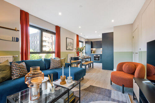 2 lounge